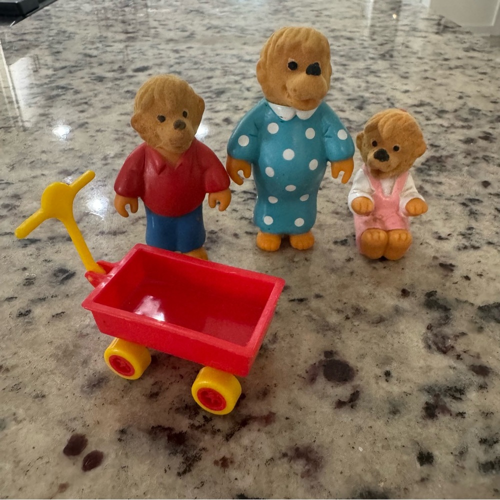 Berenstain Bears McDonald's Meal Toy Lot of 4 1986‎ Vintage